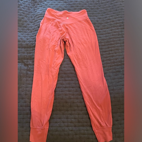 Lululemon align joggers - Picture 2 of 5